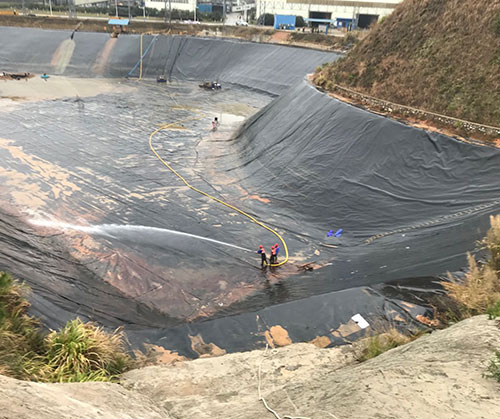 双清废水池清理